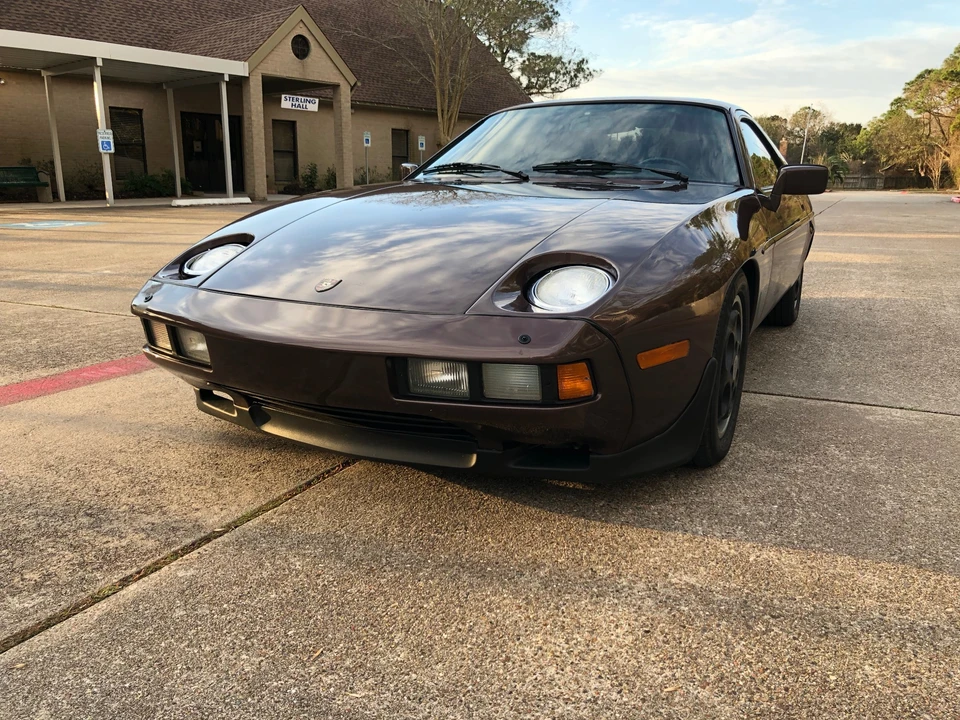 1982 Porsche 928 - Image 5 of 31