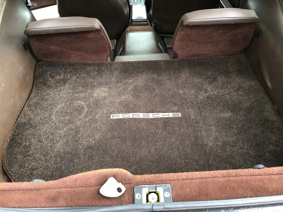 1982 Porsche 928 - Image 29 of 31