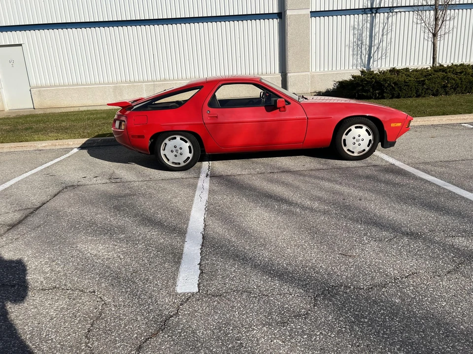 1982 Porsche 928 - Image 8 of 31