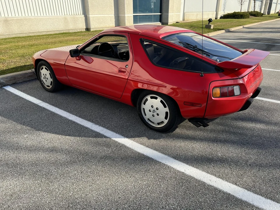 1982 Porsche 928 - Image 21 of 31