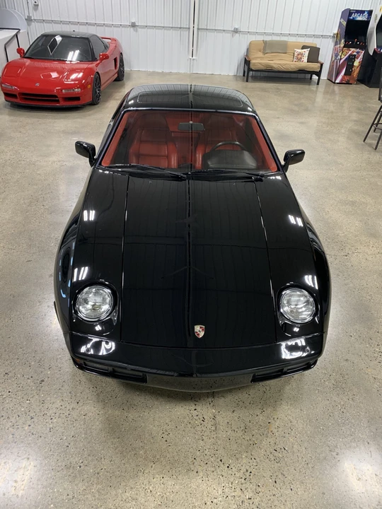 1982 Porsche 928 - Image 10 of 31