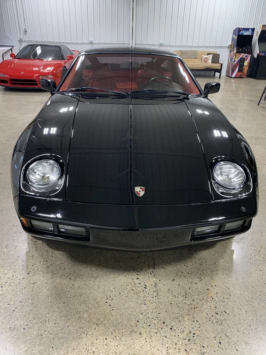 1982 Porsche 928 - Image 12 of 31