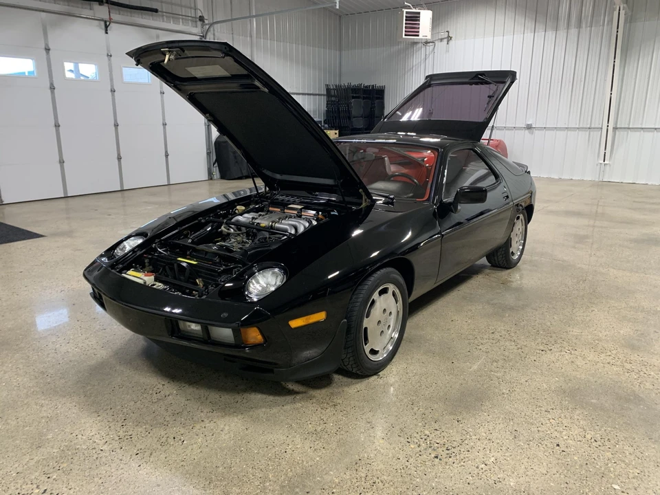 1982 Porsche 928 - Image 20 of 31