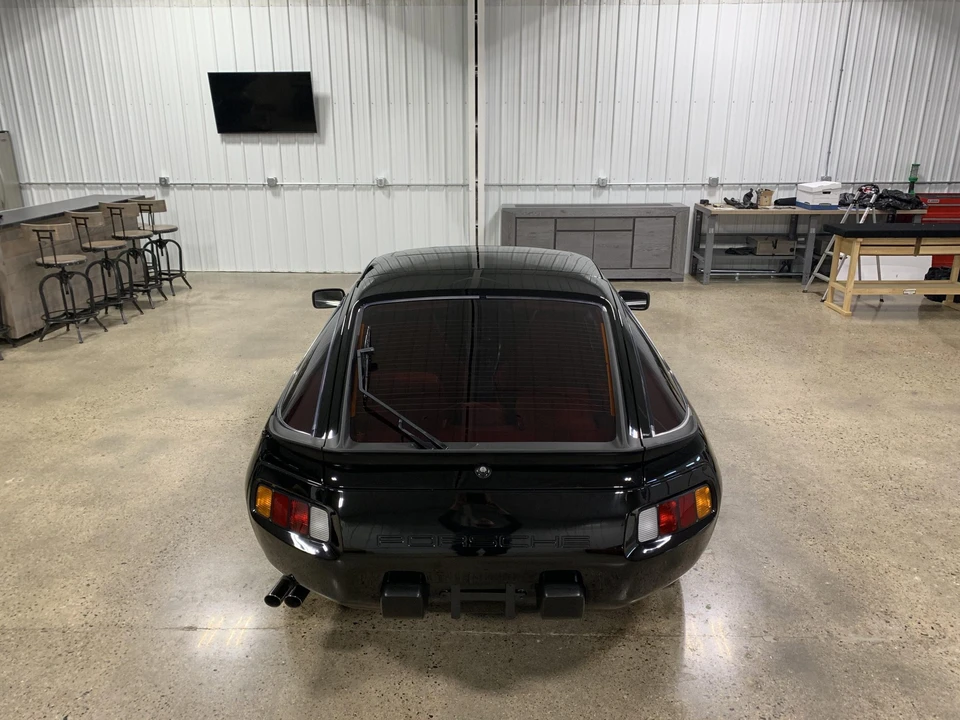 1982 Porsche 928 - Image 5 of 31