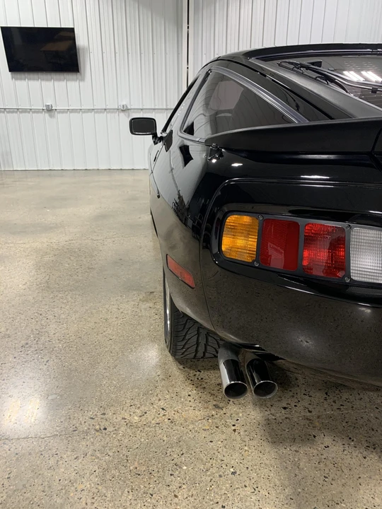 1982 Porsche 928 - Image 18 of 31