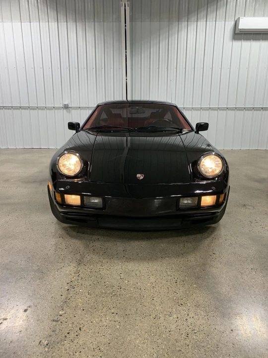1982 Porsche 928 - Image 13 of 31