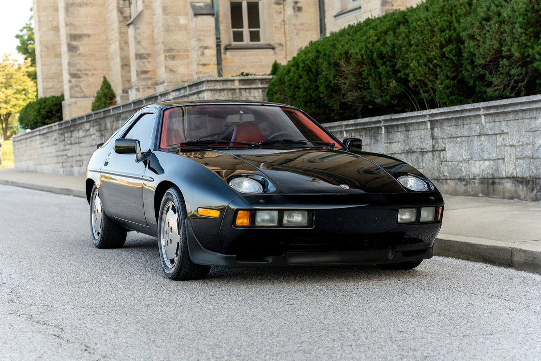 1982 Porsche 928 - Image 6 of 31