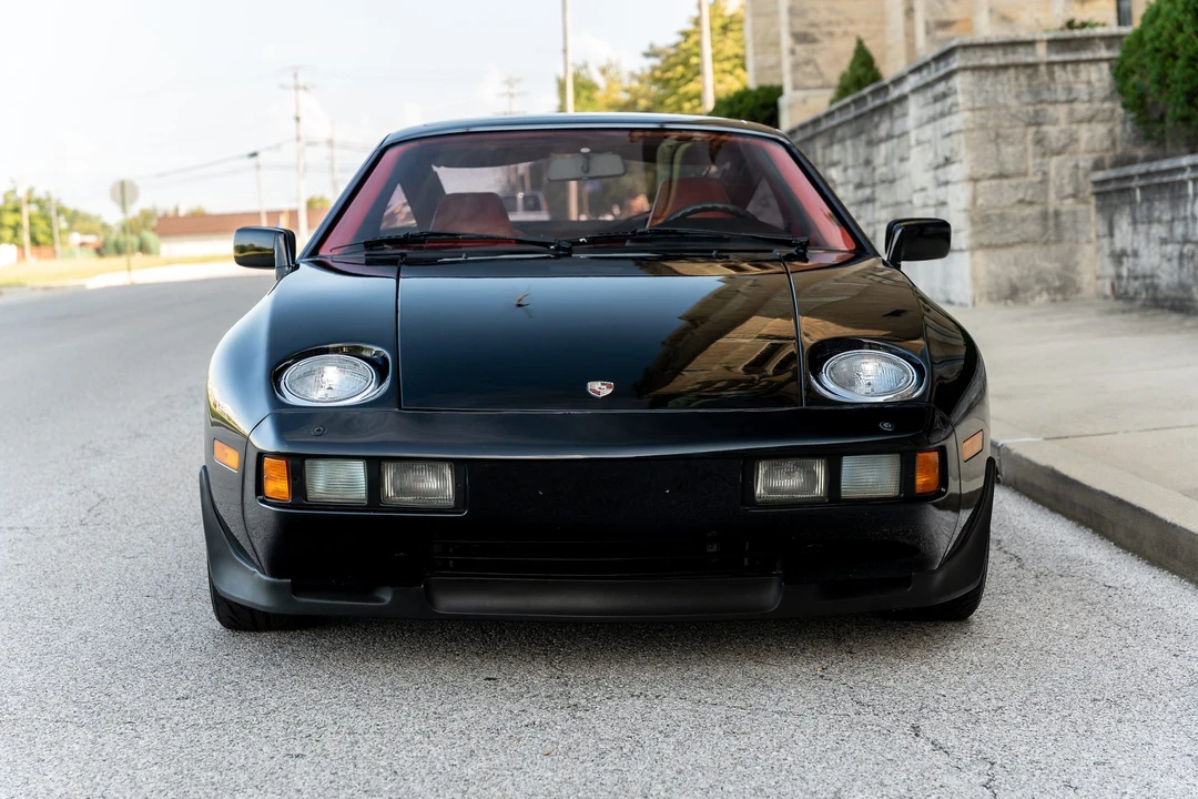 1982 Porsche 928 - Image 7 of 31