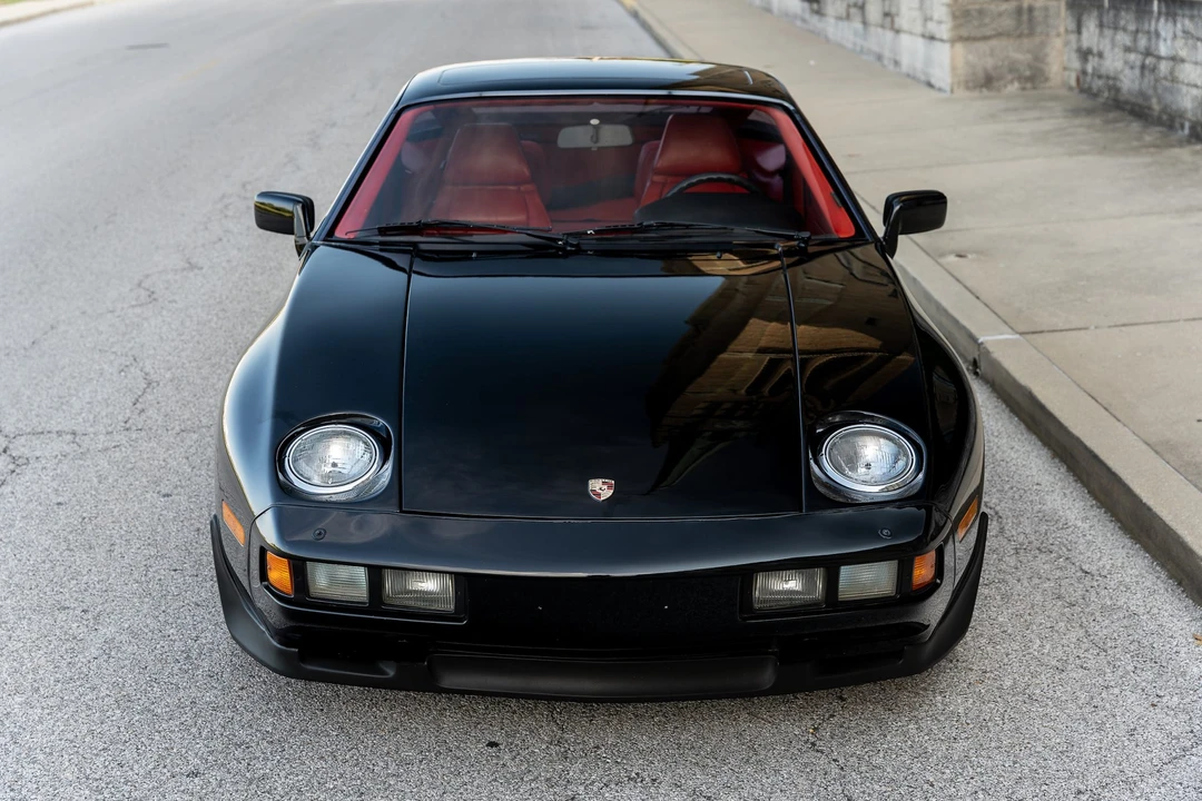 1982 Porsche 928 - Image 8 of 31