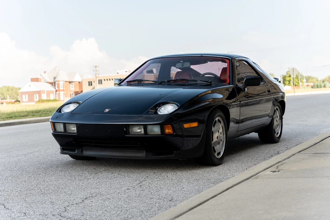 1982 Porsche 928 - Image 9 of 31