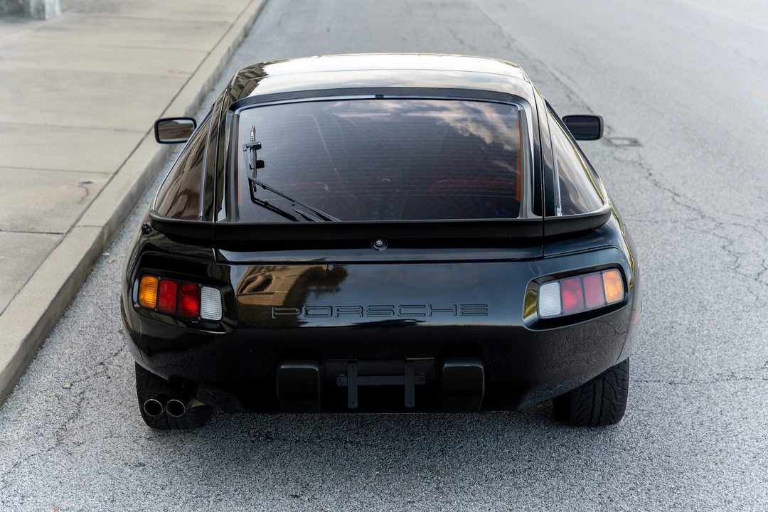 1982 Porsche 928 - Image 19 of 31