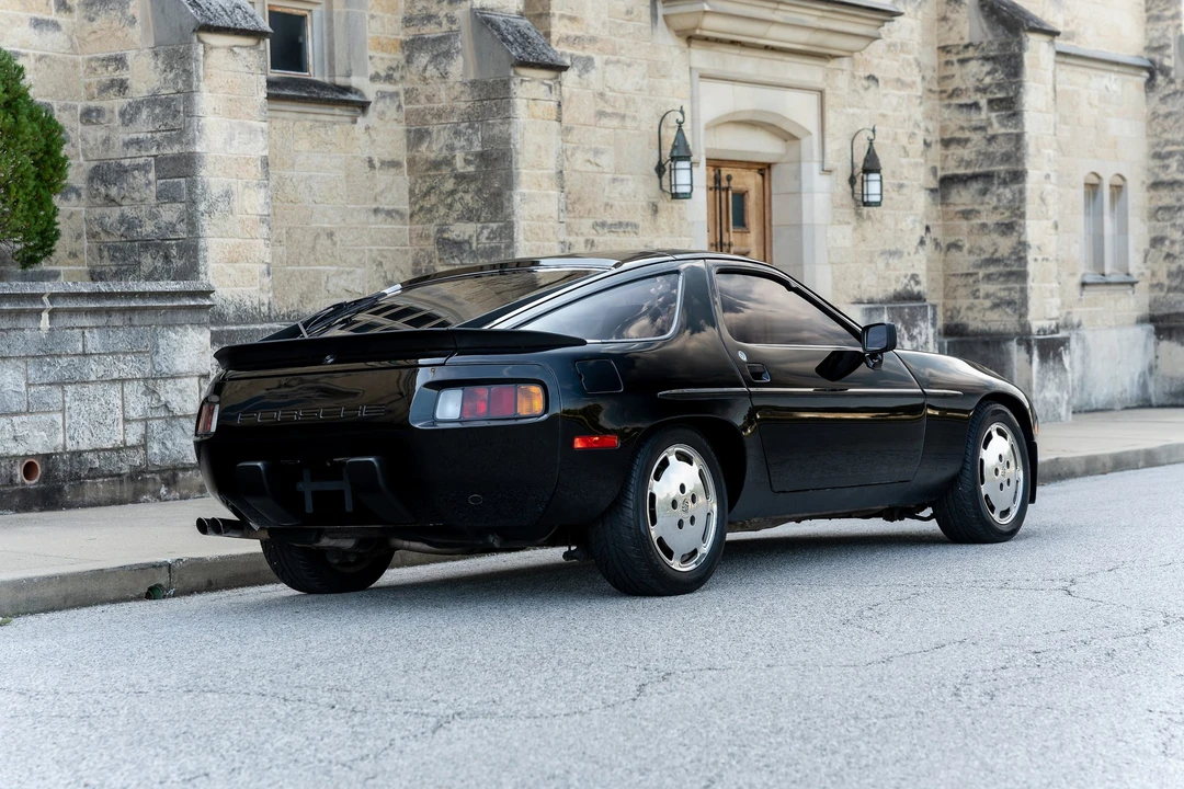 1982 Porsche 928 - Image 22 of 31
