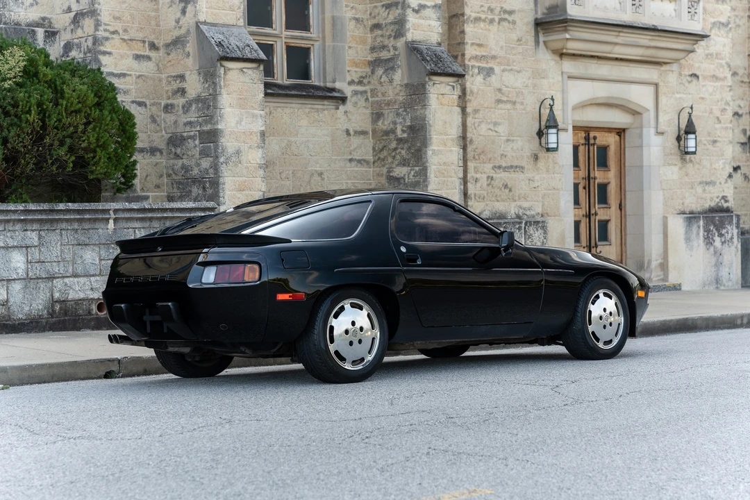 1982 Porsche 928 - Image 23 of 31