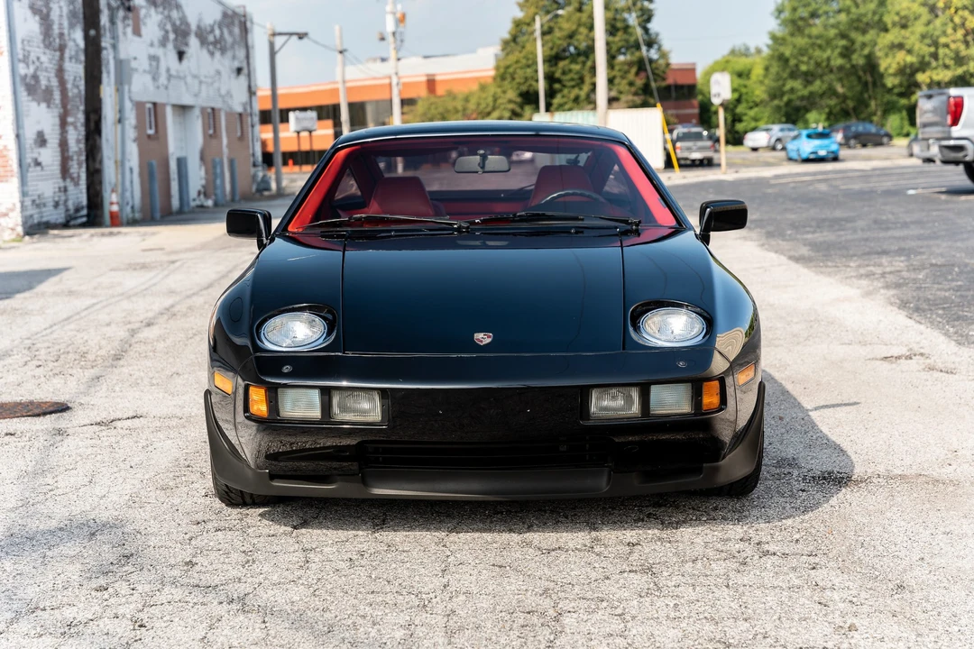 1982 Porsche 928 - Image 25 of 31