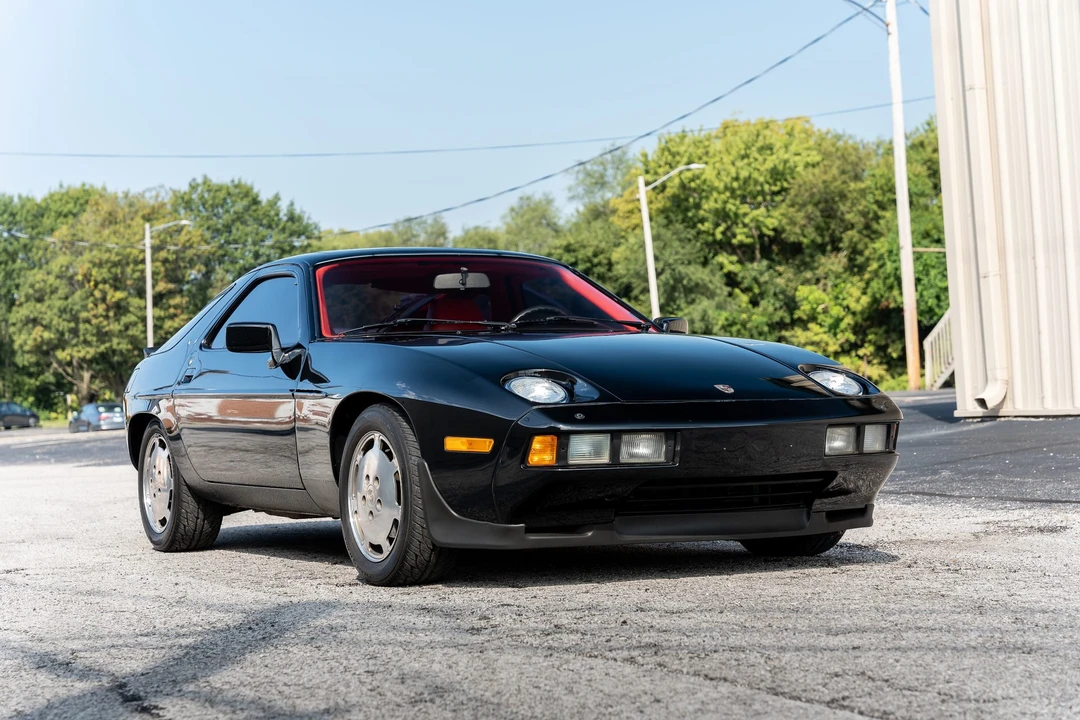 1982 Porsche 928 - Image 26 of 31