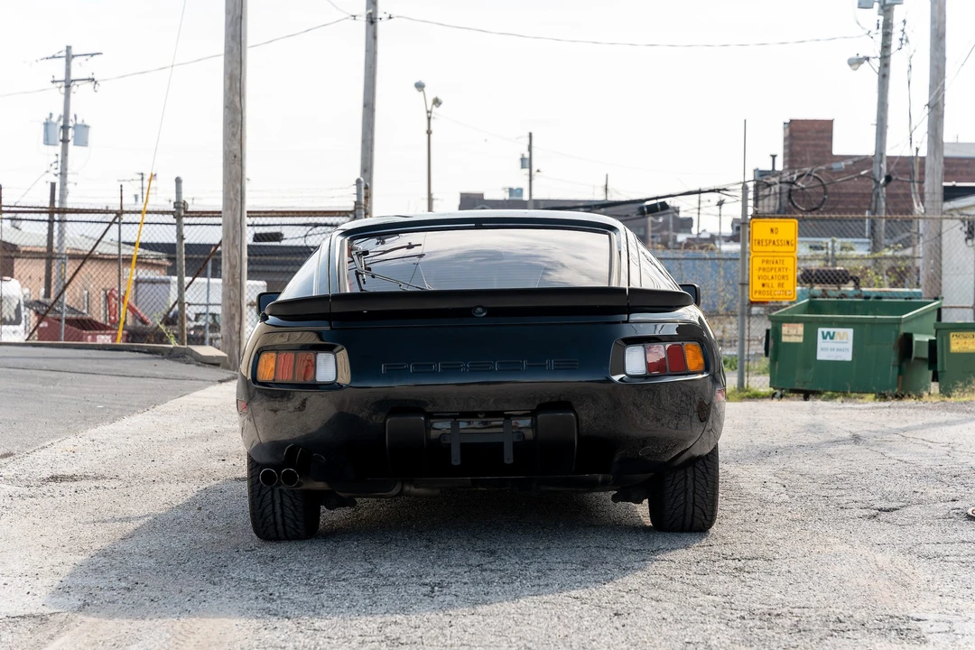 1982 Porsche 928 - Image 28 of 31