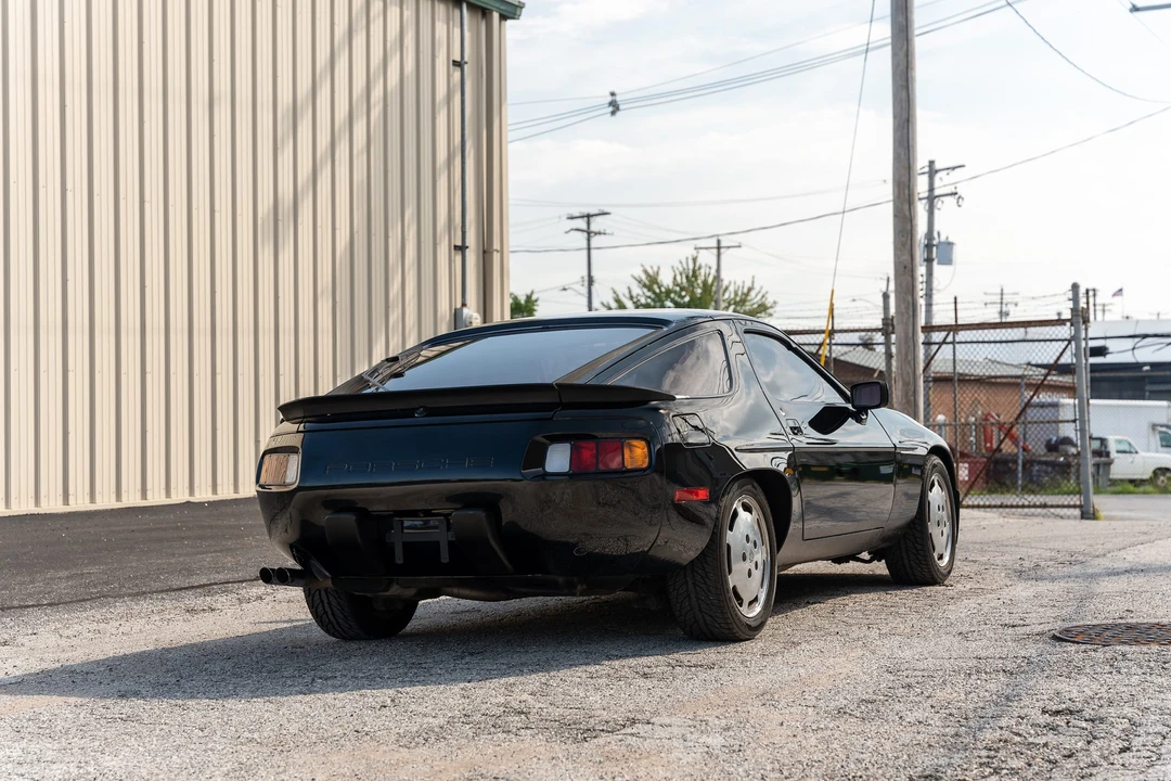 1982 Porsche 928 - Image 29 of 31