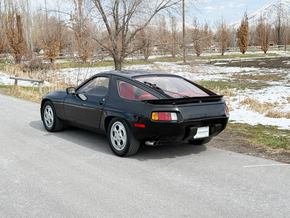 1982 Porsche 928 - Image 14 of 31
