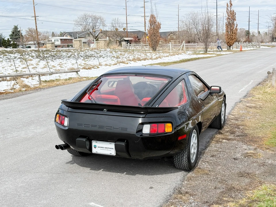 1982 Porsche 928 - Image 22 of 31