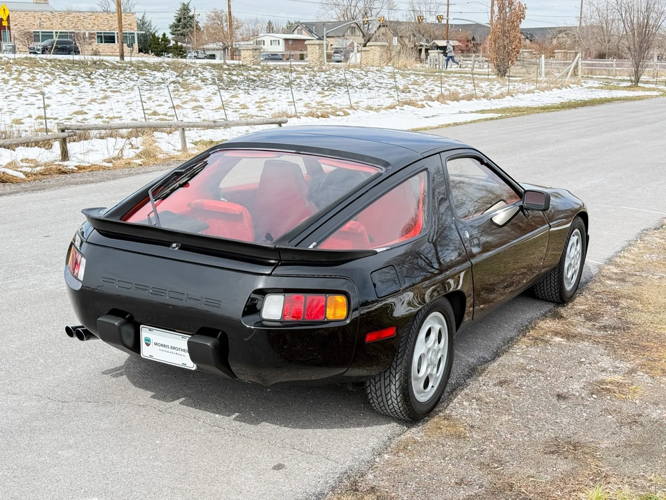 1982 Porsche 928 - Image 23 of 31