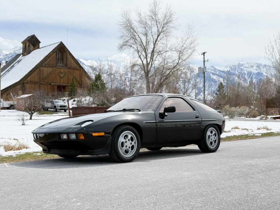1982 Porsche 928 - Image 8 of 31