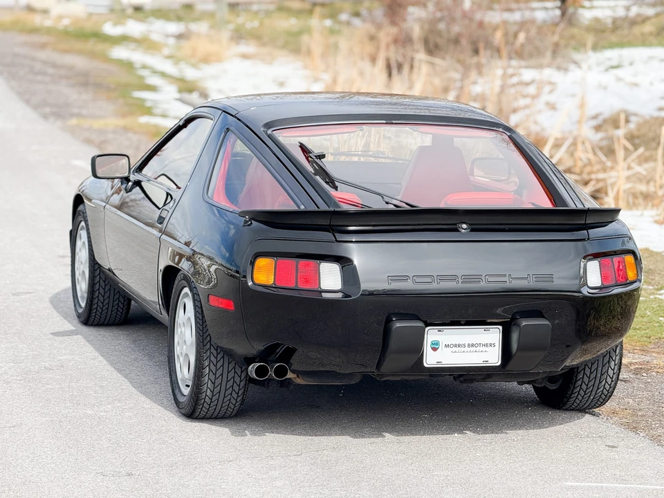 1982 Porsche 928 - Image 17 of 31