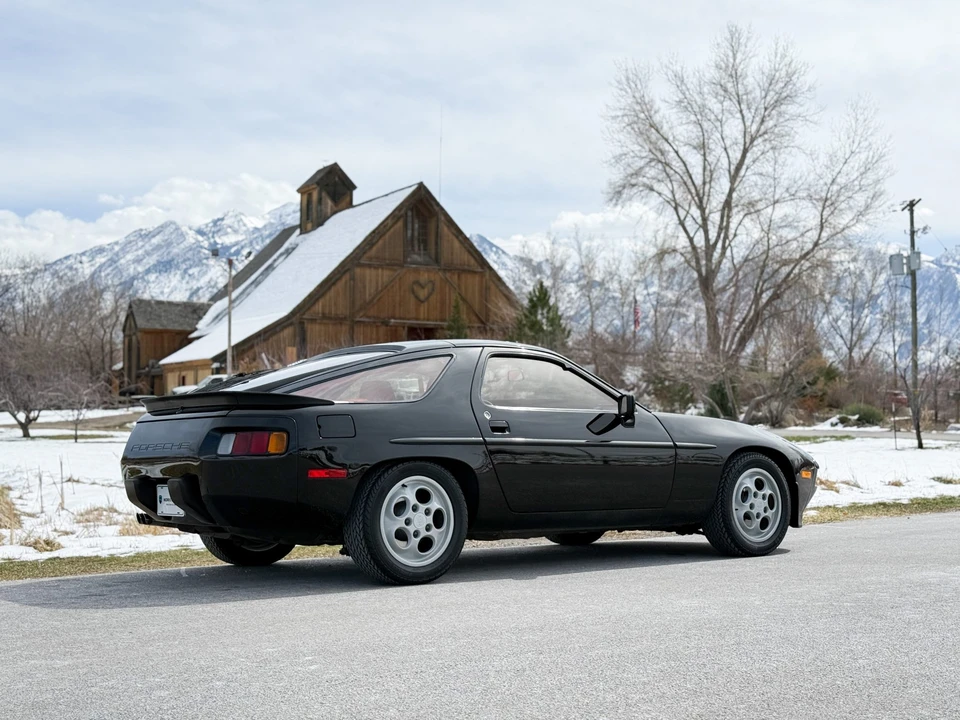 1982 Porsche 928 - Image 28 of 31