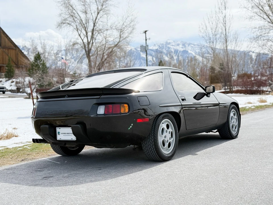 1982 Porsche 928 - Image 27 of 31