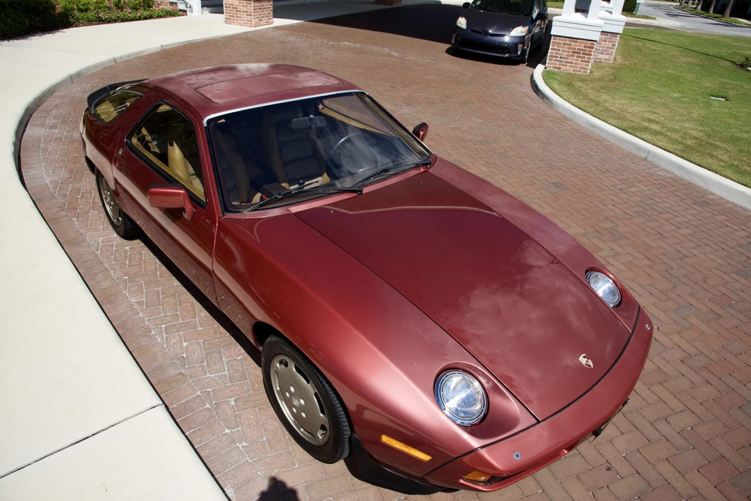 1982 Porsche 928 - Image 15 of 31