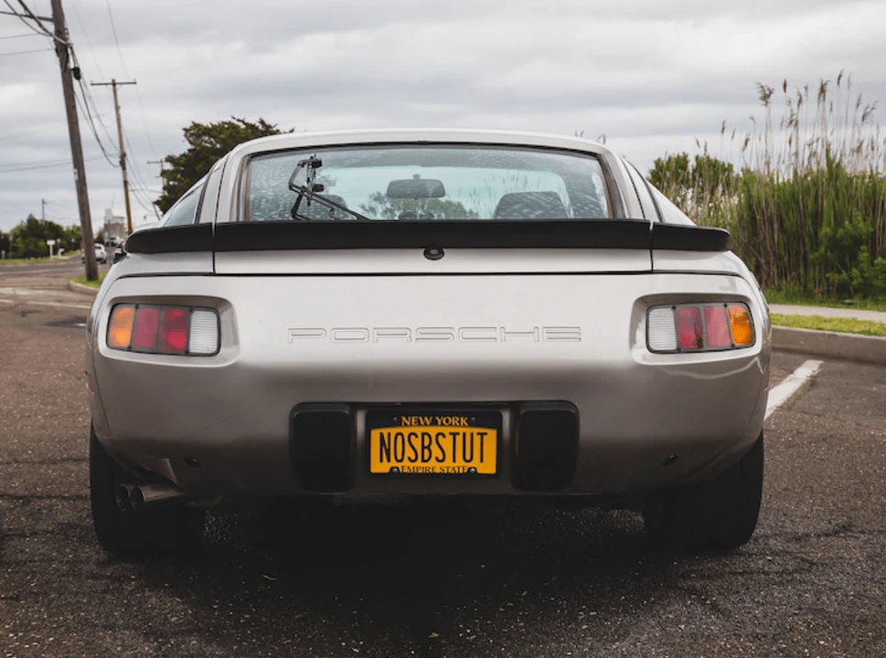 1982 Porsche 928 - Image 15 of 31