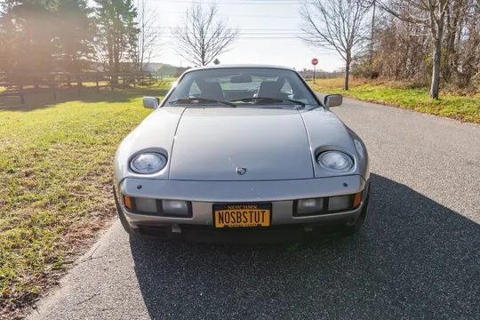 1982 Porsche 928 - Image 4 of 31
