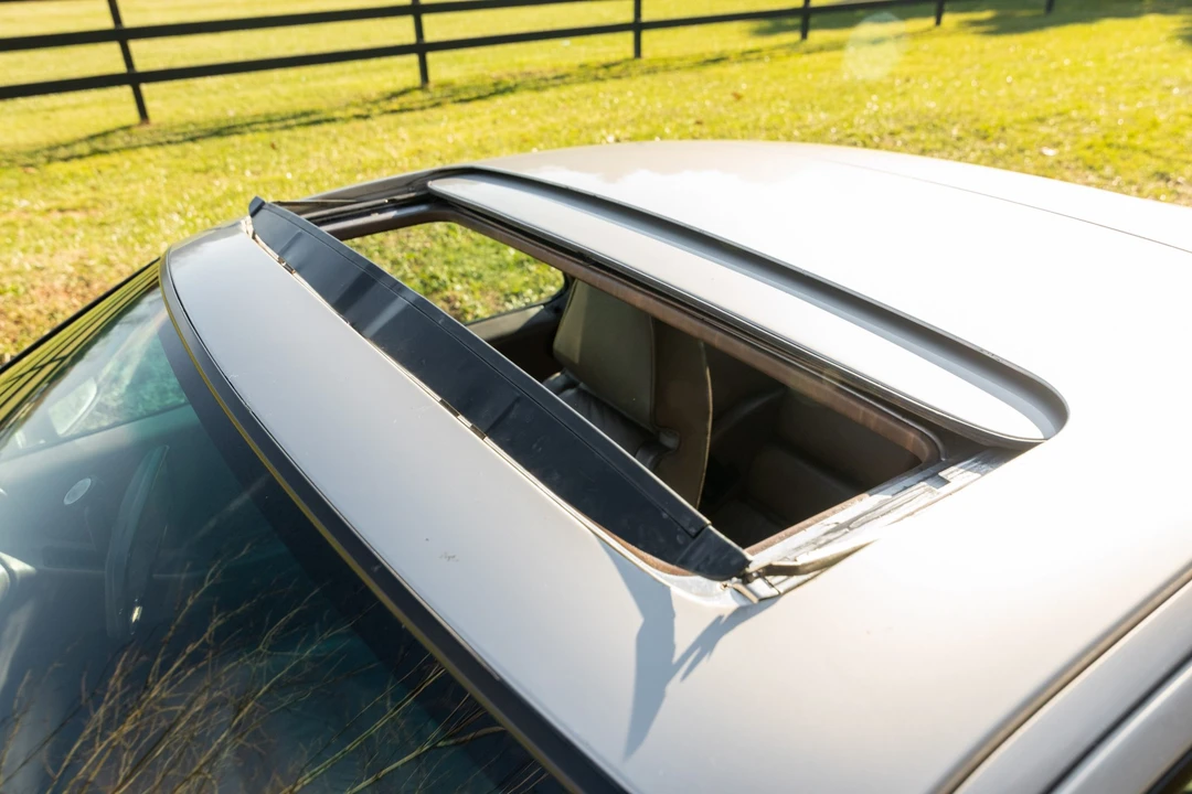 1982 Porsche 928 - Image 26 of 31