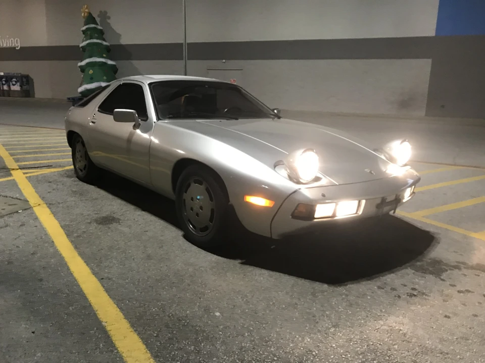 1982 Porsche 928 - Image 18 of 31