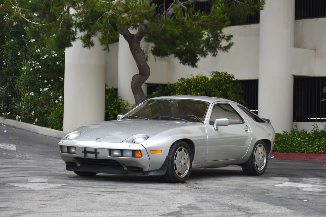 1982 Porsche 928 - Image 5 of 31