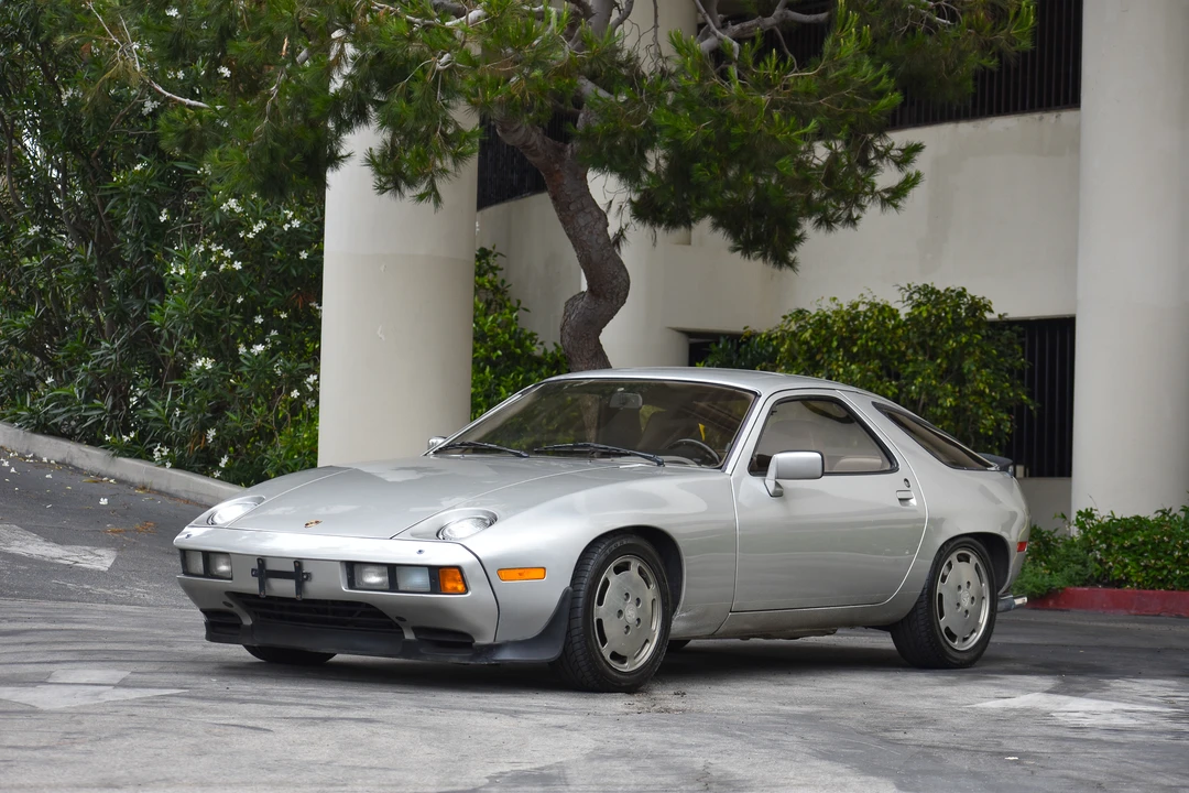 1982 Porsche 928 - Image 6 of 31