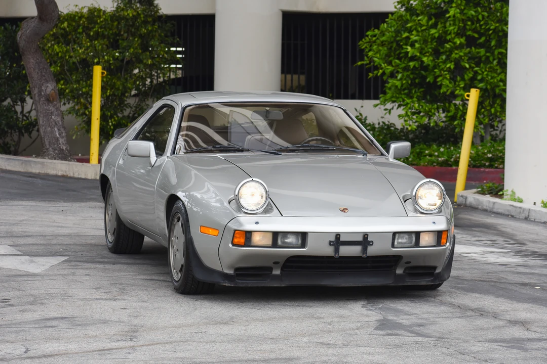 1982 Porsche 928 - Image 19 of 31