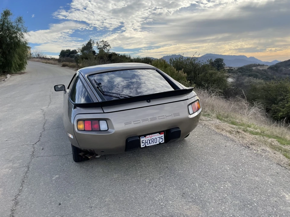 1982 Porsche 928 - Image 30 of 31