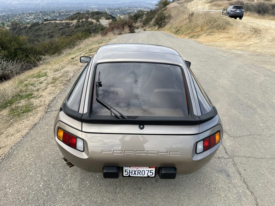 1982 Porsche 928 - Image 26 of 31