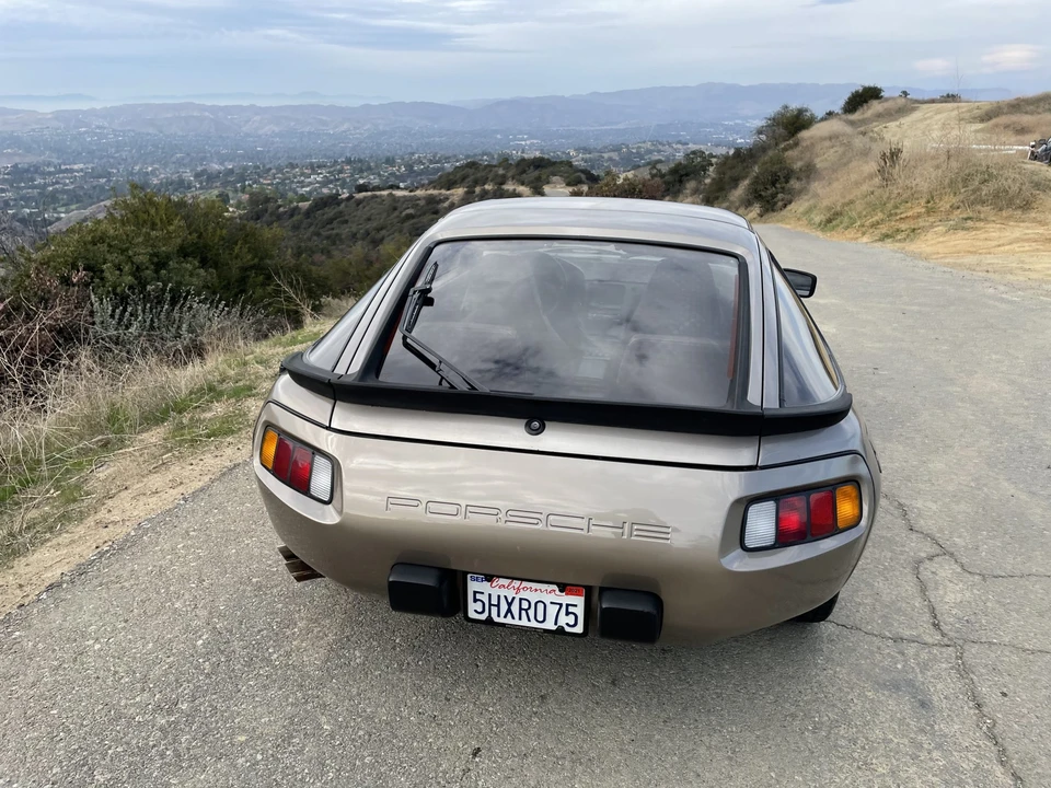 1982 Porsche 928 - Image 25 of 31