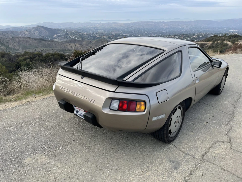 1982 Porsche 928 - Image 23 of 31