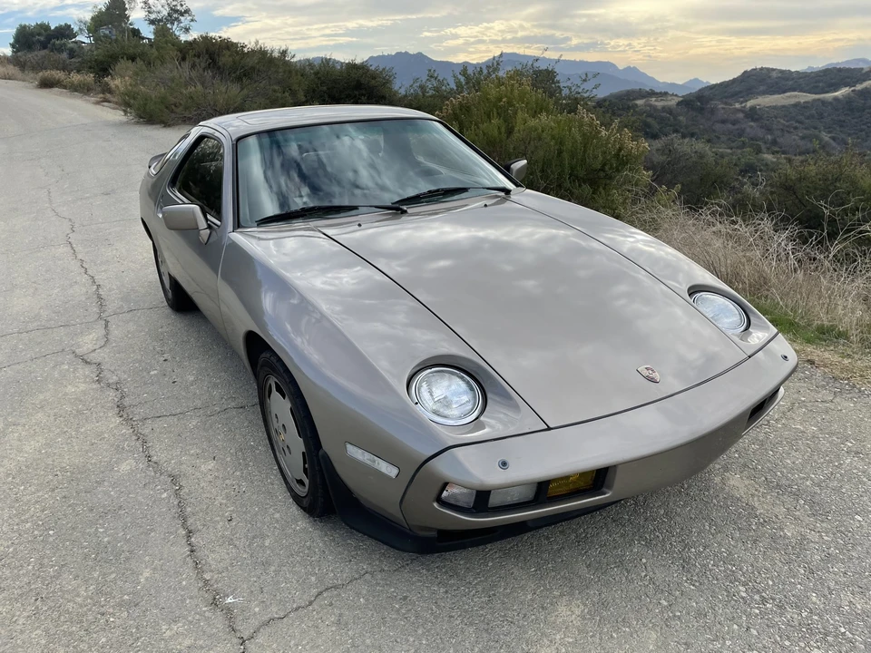 1982 Porsche 928 - Image 7 of 31