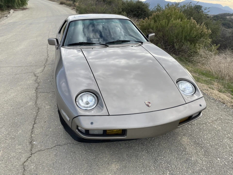 1982 Porsche 928 - Image 6 of 31