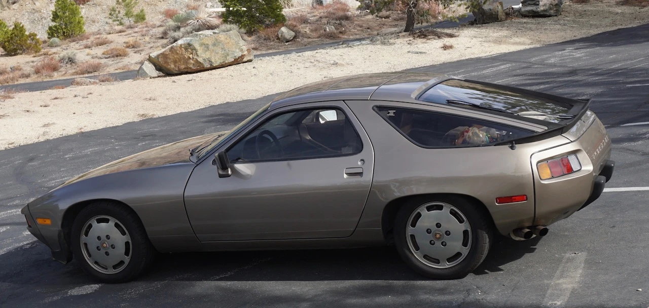 1982 Porsche 928 - Image 16 of 31