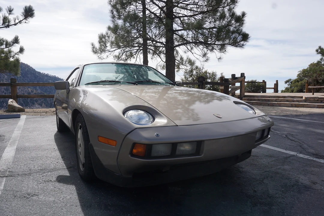 1982 Porsche 928 - Image 13 of 31
