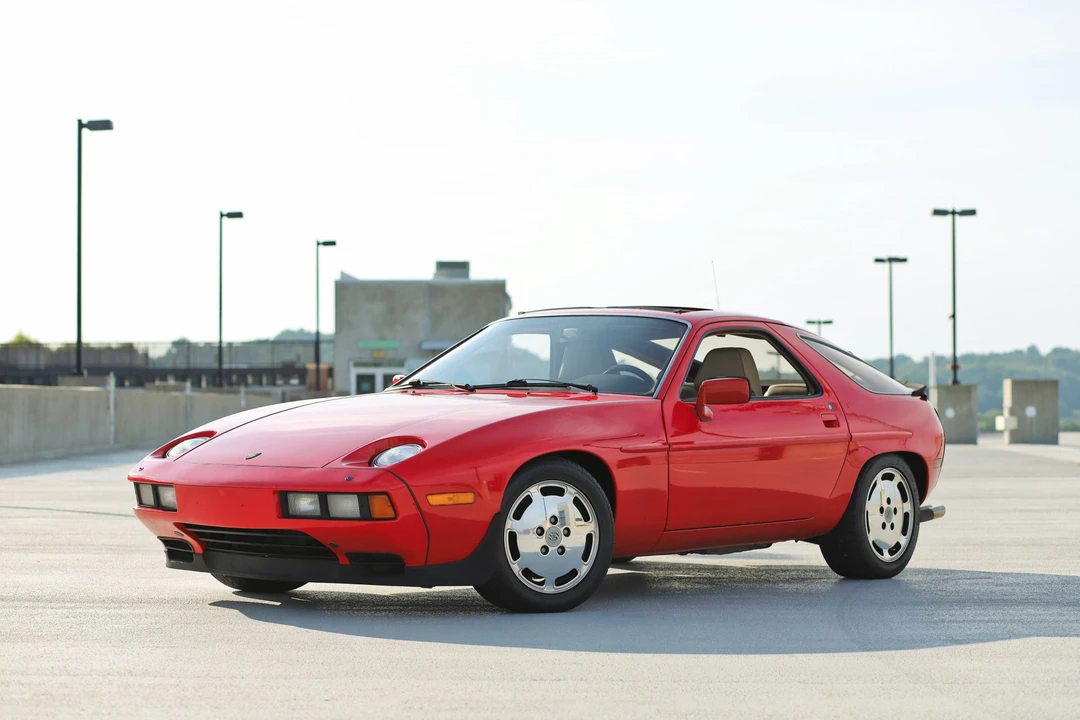 1982 Porsche 928 - Image 4 of 31