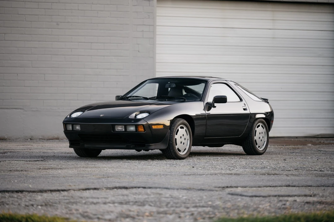 1982 Porsche 928 - Image 5 of 31