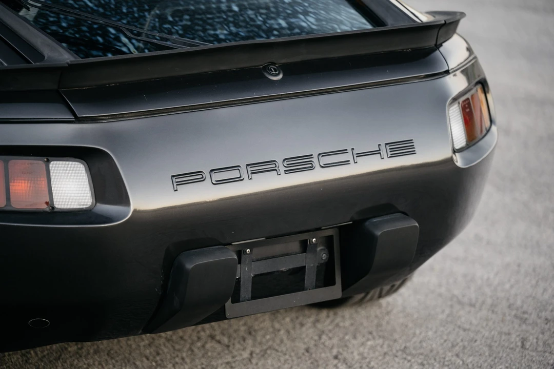 1982 Porsche 928 - Image 24 of 31