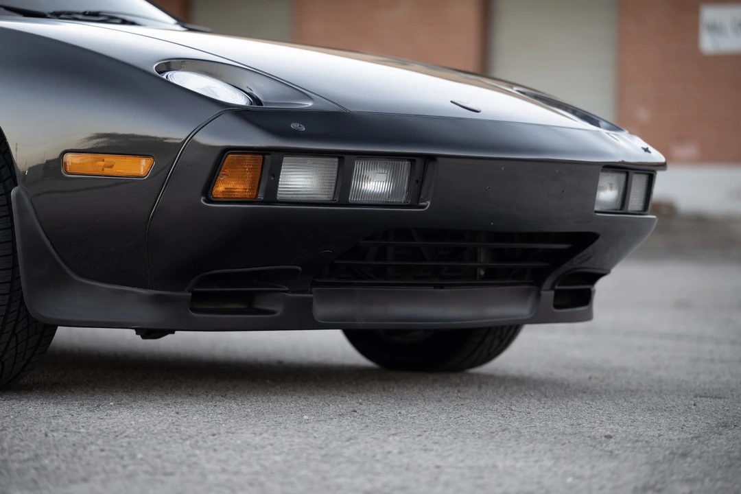 1982 Porsche 928 - Image 14 of 31