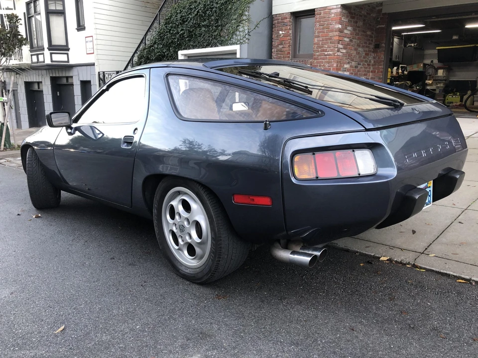 1982 Porsche 928 - Image 7 of 31