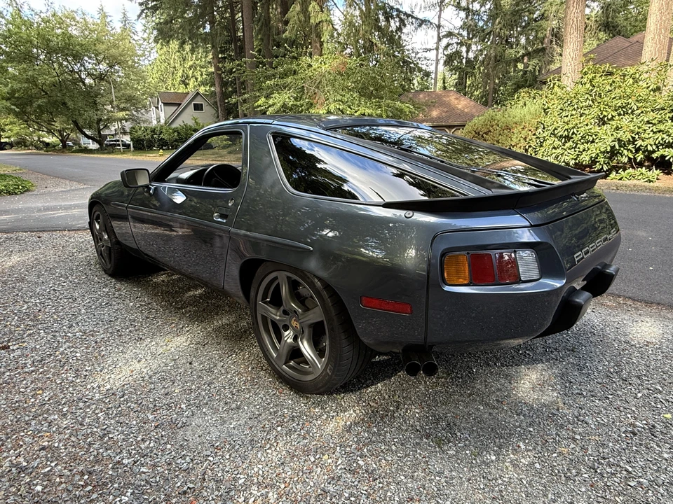 1982 Porsche 928 - Image 7 of 25